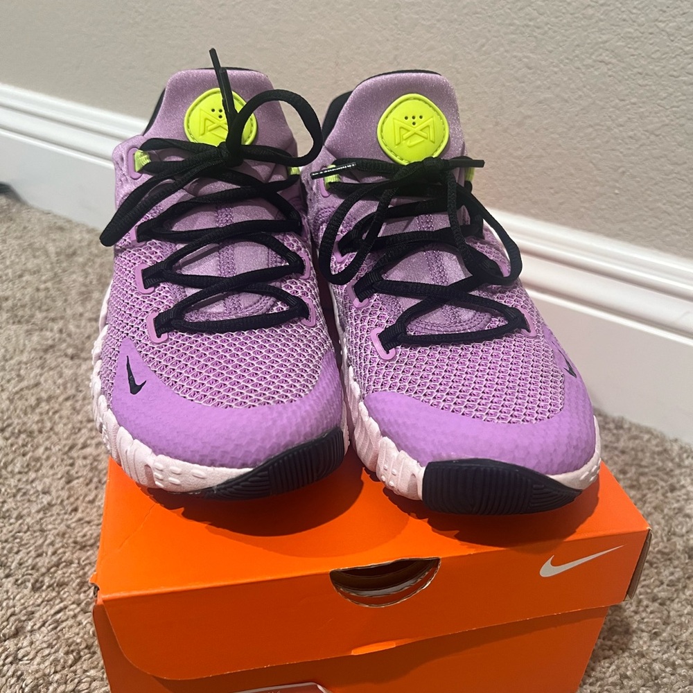 Nike free metcon 4 womens purple and Black